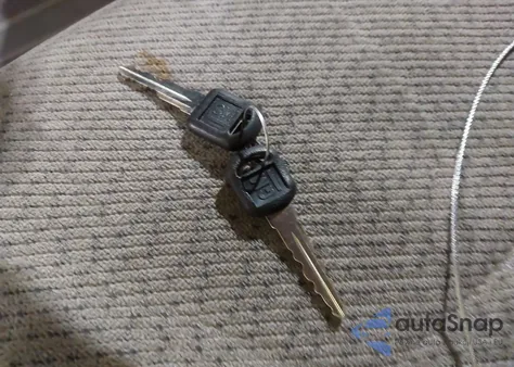 1999 Chevrolet K1500 Ls from USA, damaged, VIN 1GCEK19R2XR116300